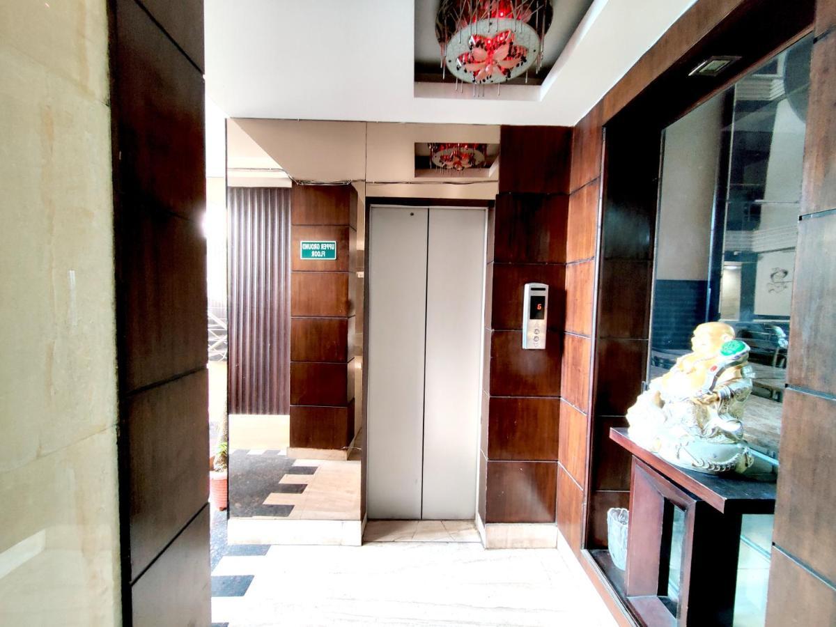 Stay At Hotel Pride, Delhi, Near Karol Bagh Metro Делі Екстер'єр фото