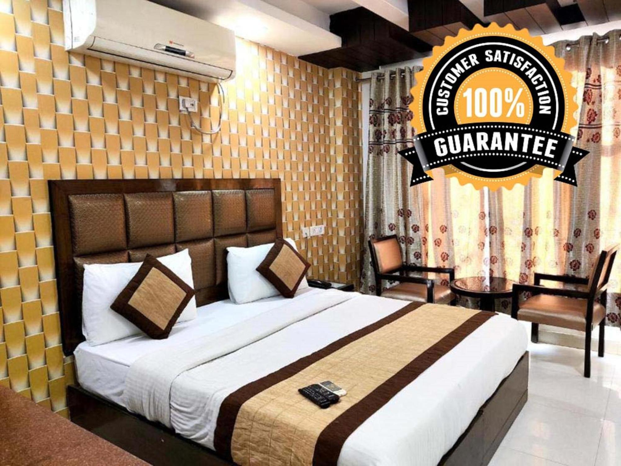 Stay At Hotel Pride, Delhi, Near Karol Bagh Metro Делі Екстер'єр фото